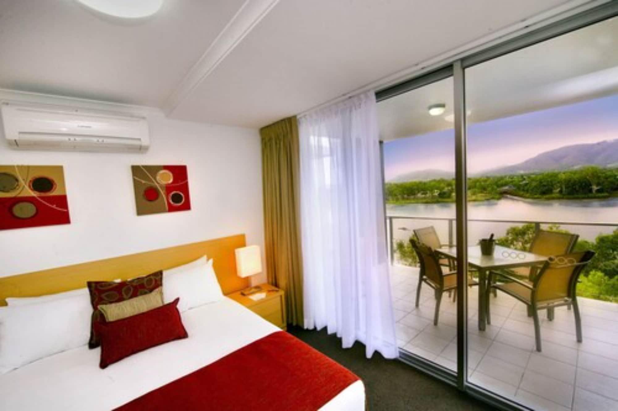 Edge Apartment Hotel Rockhampton Esterno foto