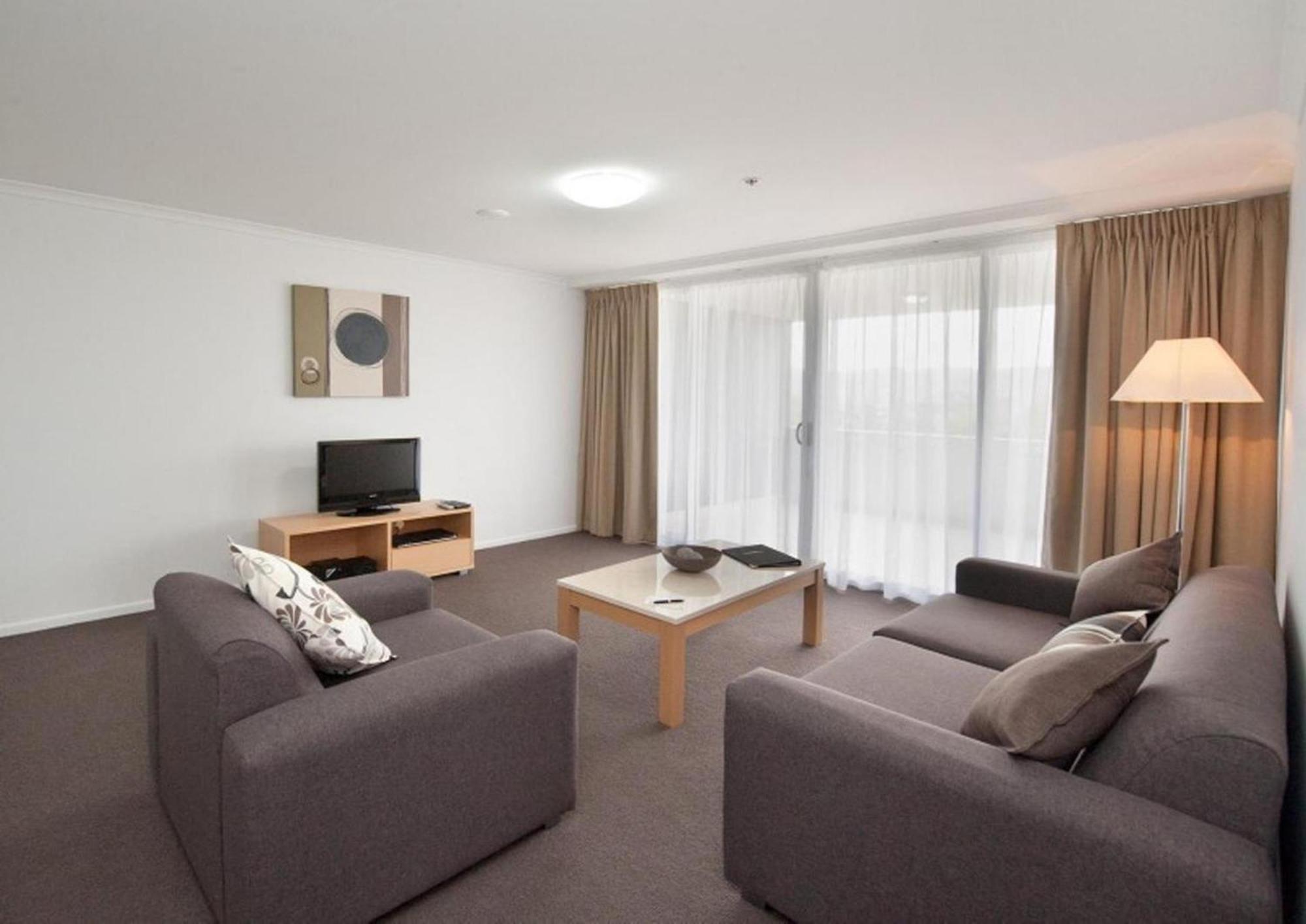 Edge Apartment Hotel Rockhampton Esterno foto
