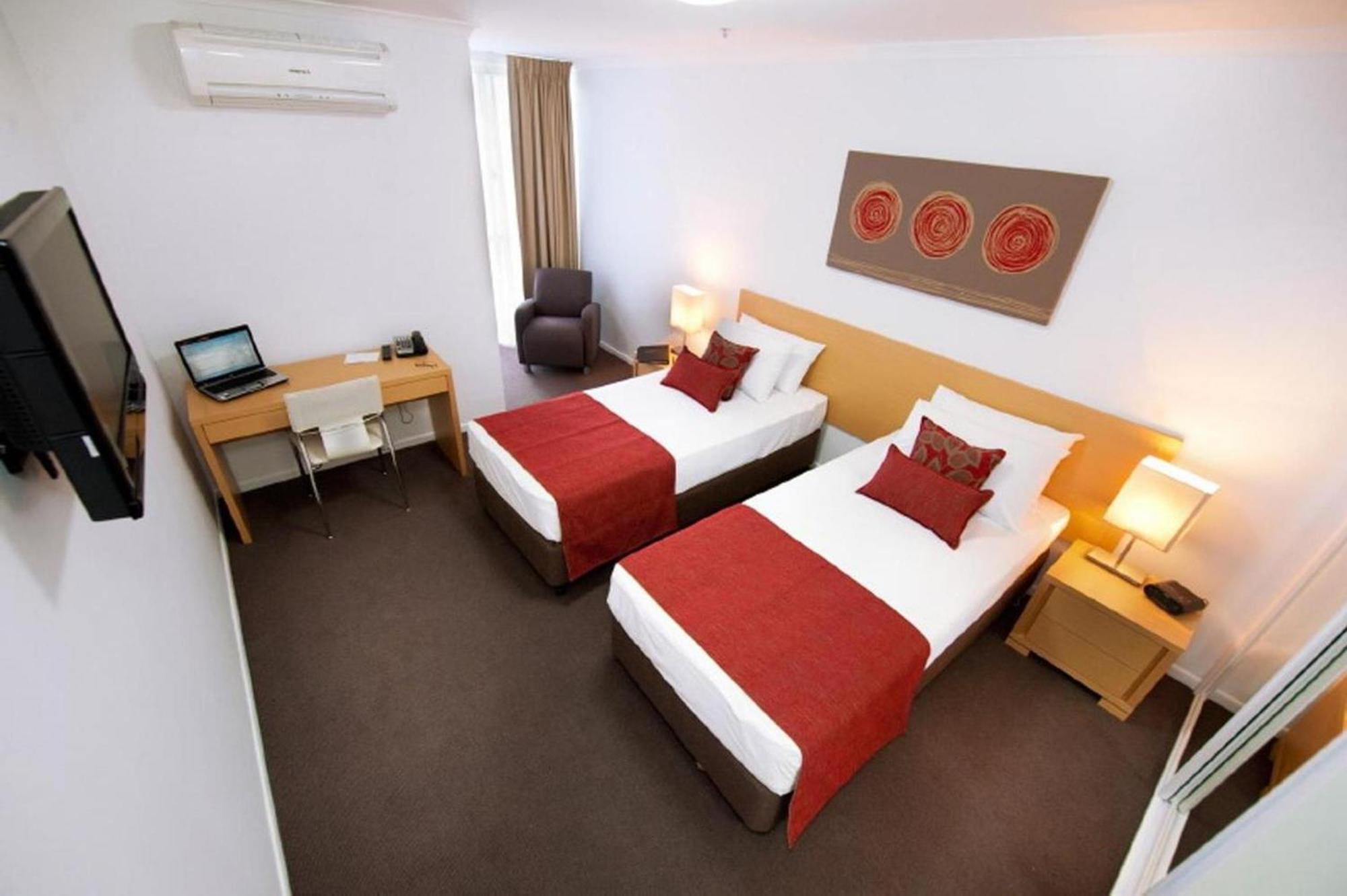 Edge Apartment Hotel Rockhampton Esterno foto
