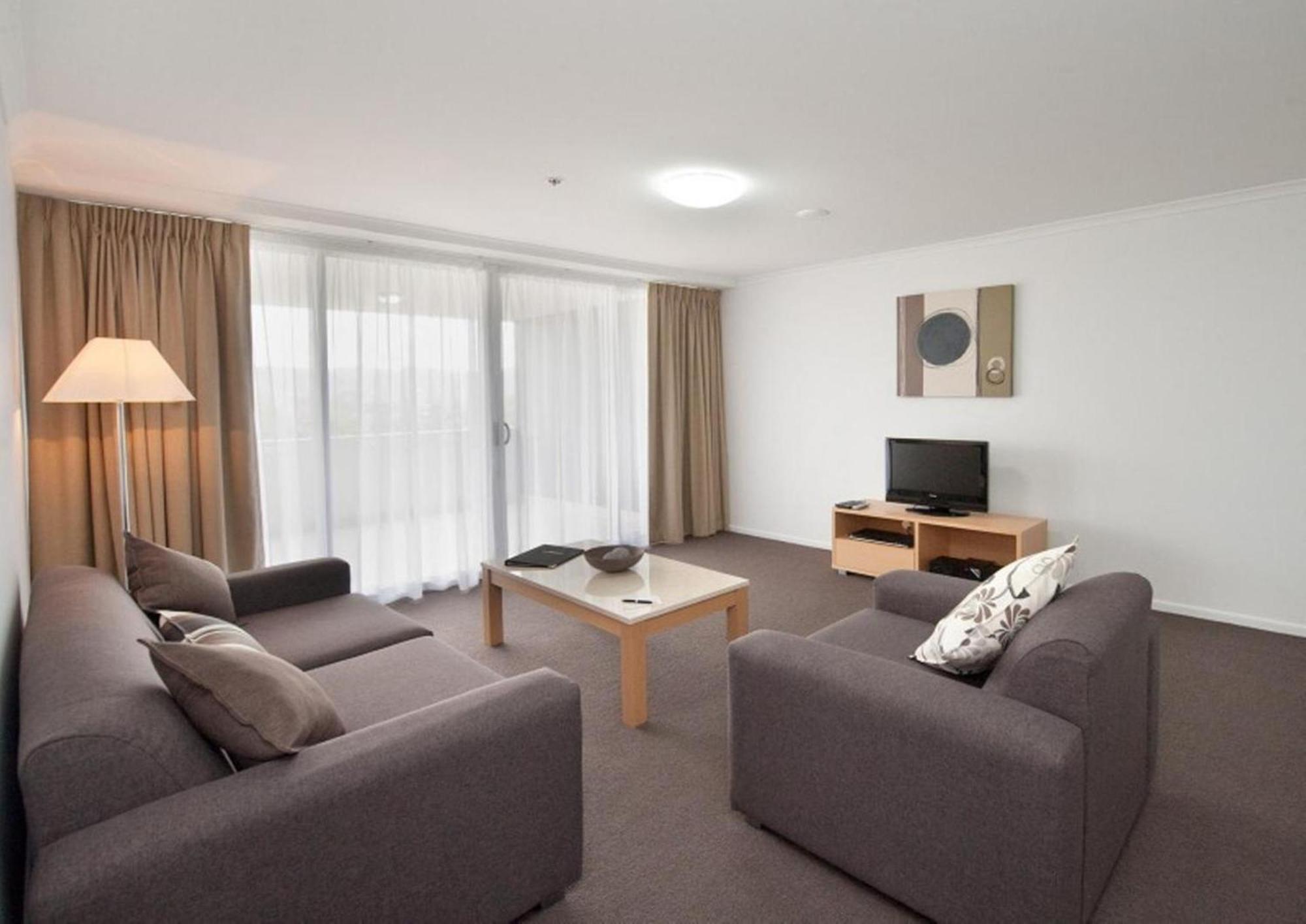 Edge Apartment Hotel Rockhampton Esterno foto