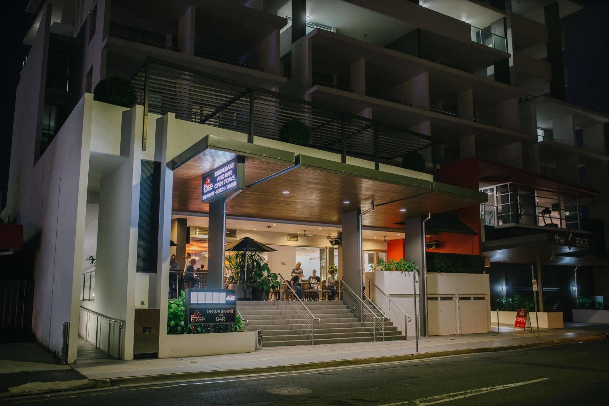 Edge Apartment Hotel Rockhampton Esterno foto