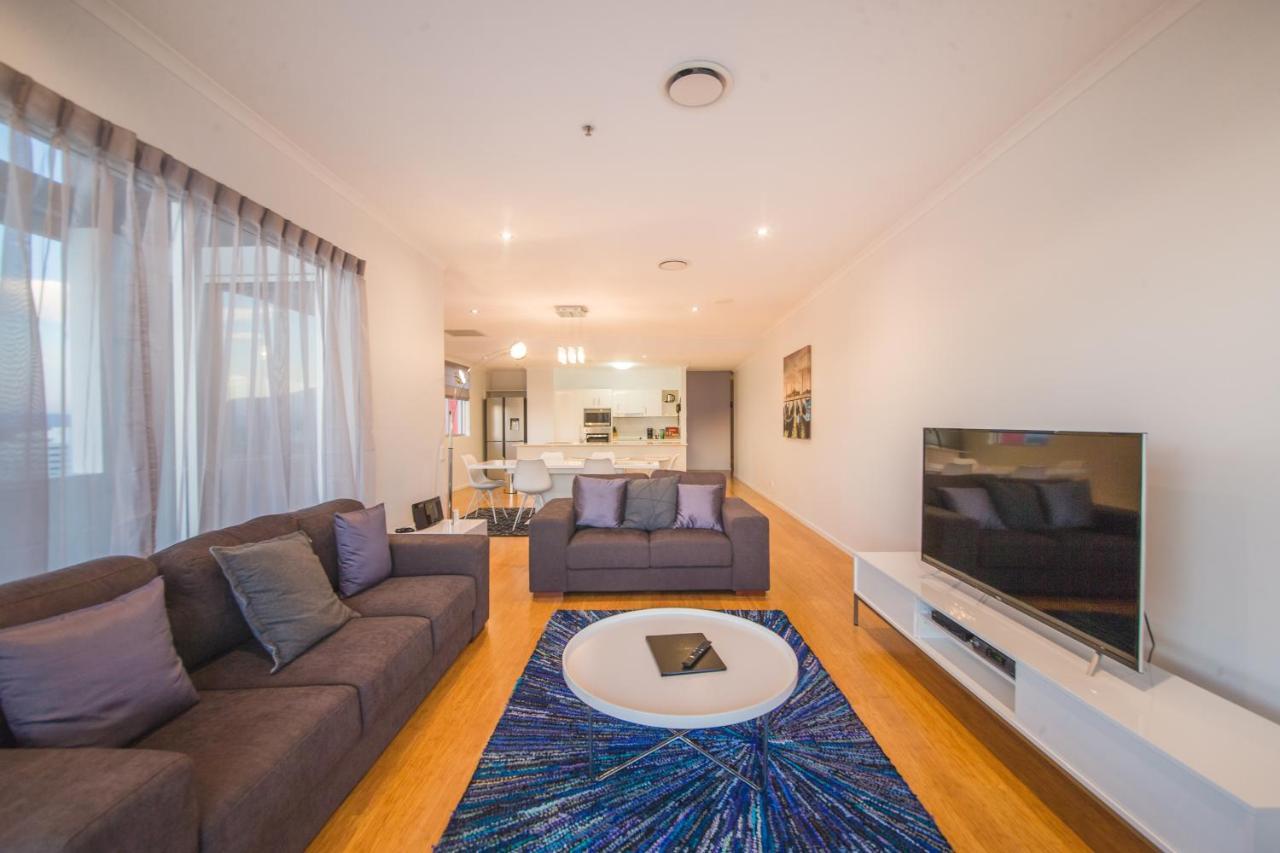 Edge Apartment Hotel Rockhampton Esterno foto